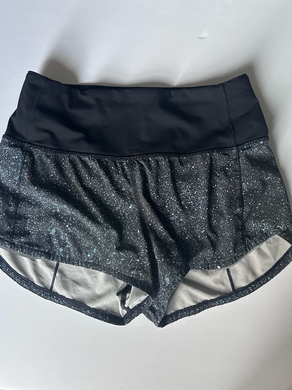 Lululemon Speed-Up Low Rise Lined Short 2.5”- Reflective Splatter